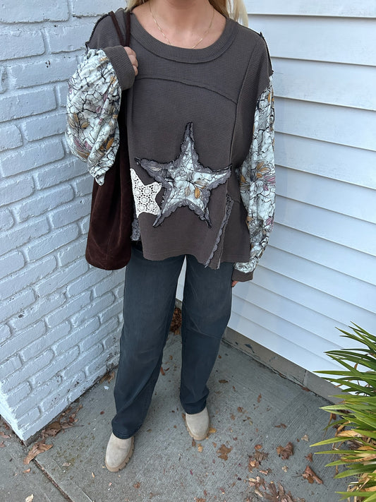 MIXED MEDIA STAR LONG SLEEVE