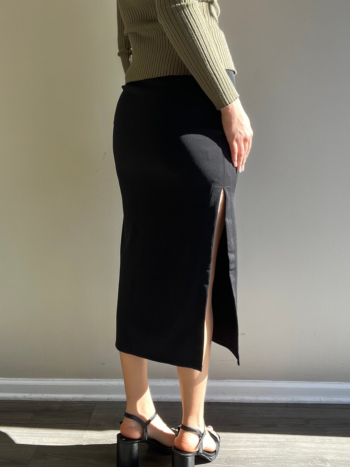 HIGH WAIST PENCIL SKIRT