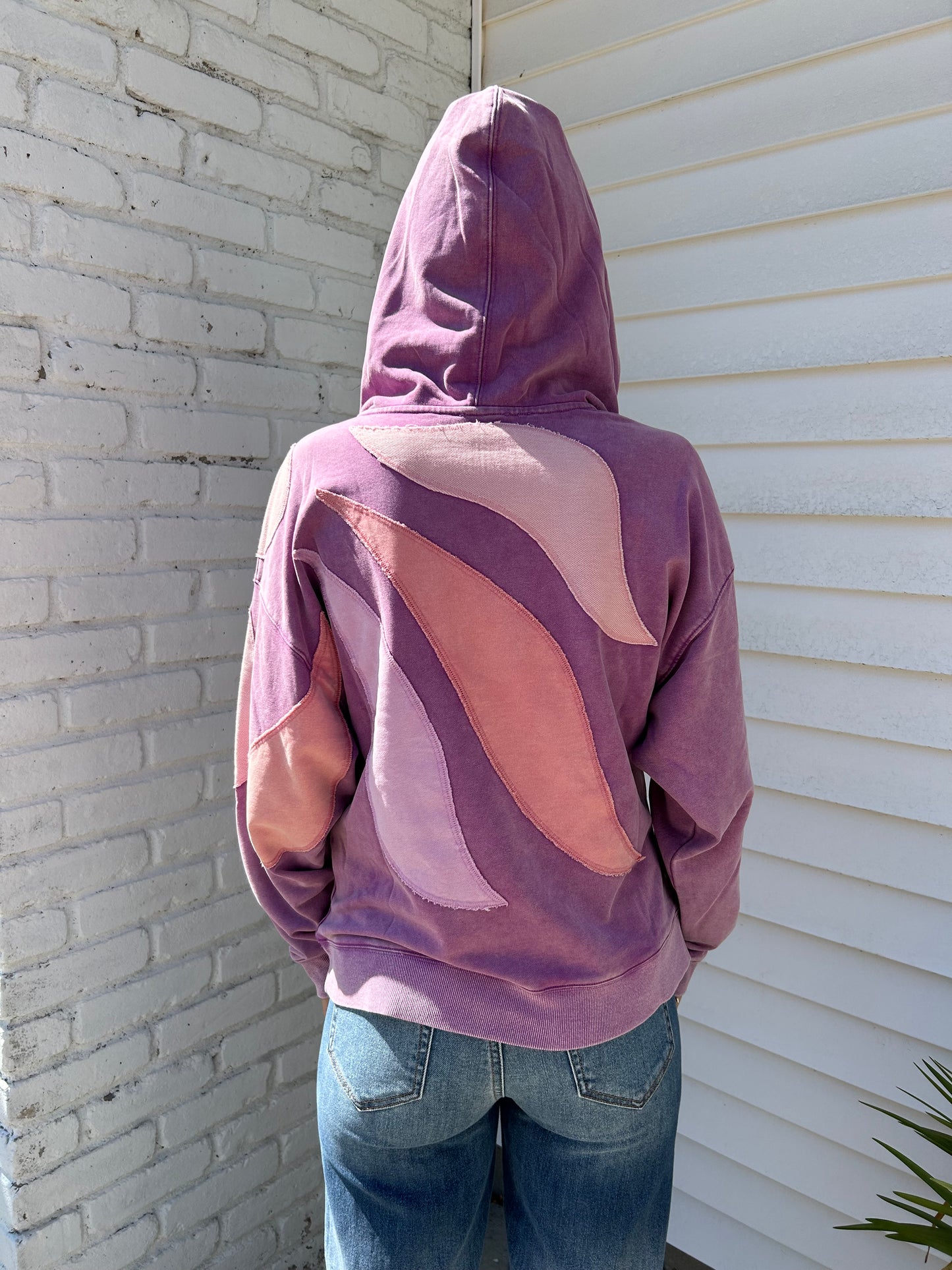 WASHED PATCHED HOODIE