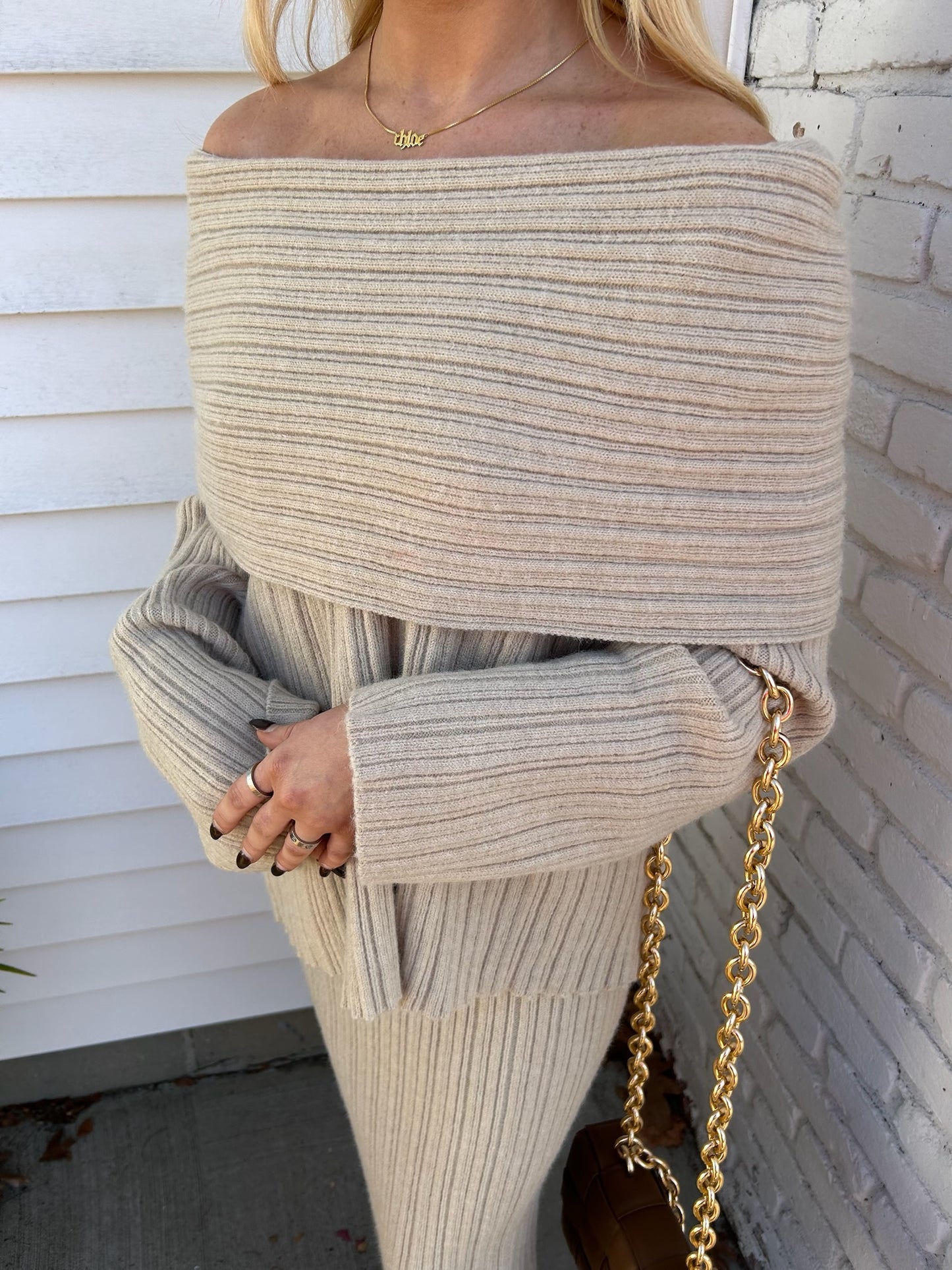 OFF THE SHOULDER OVERSIZED SWEATER