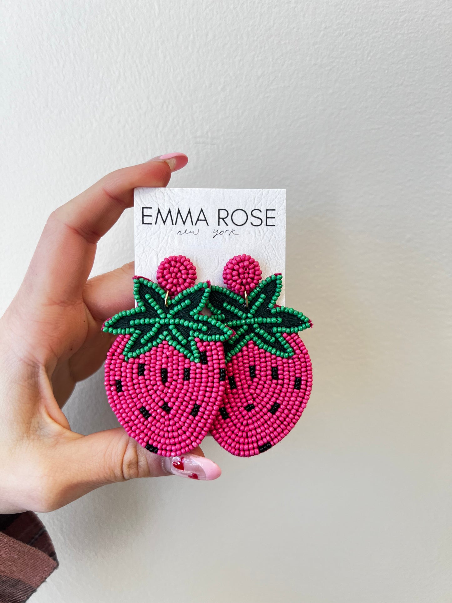 STRAWBERRY BEADED EARRINGS