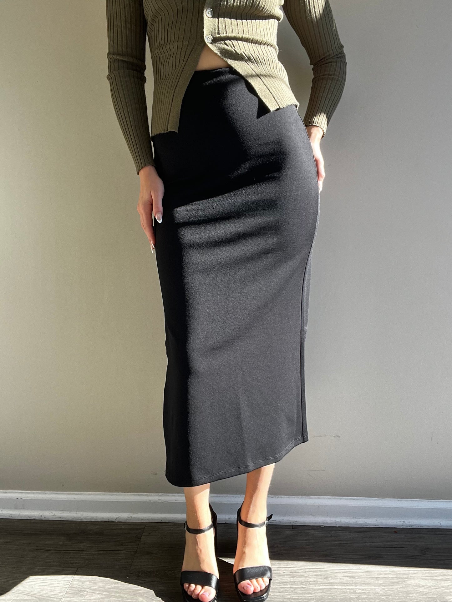 HIGH WAIST PENCIL SKIRT