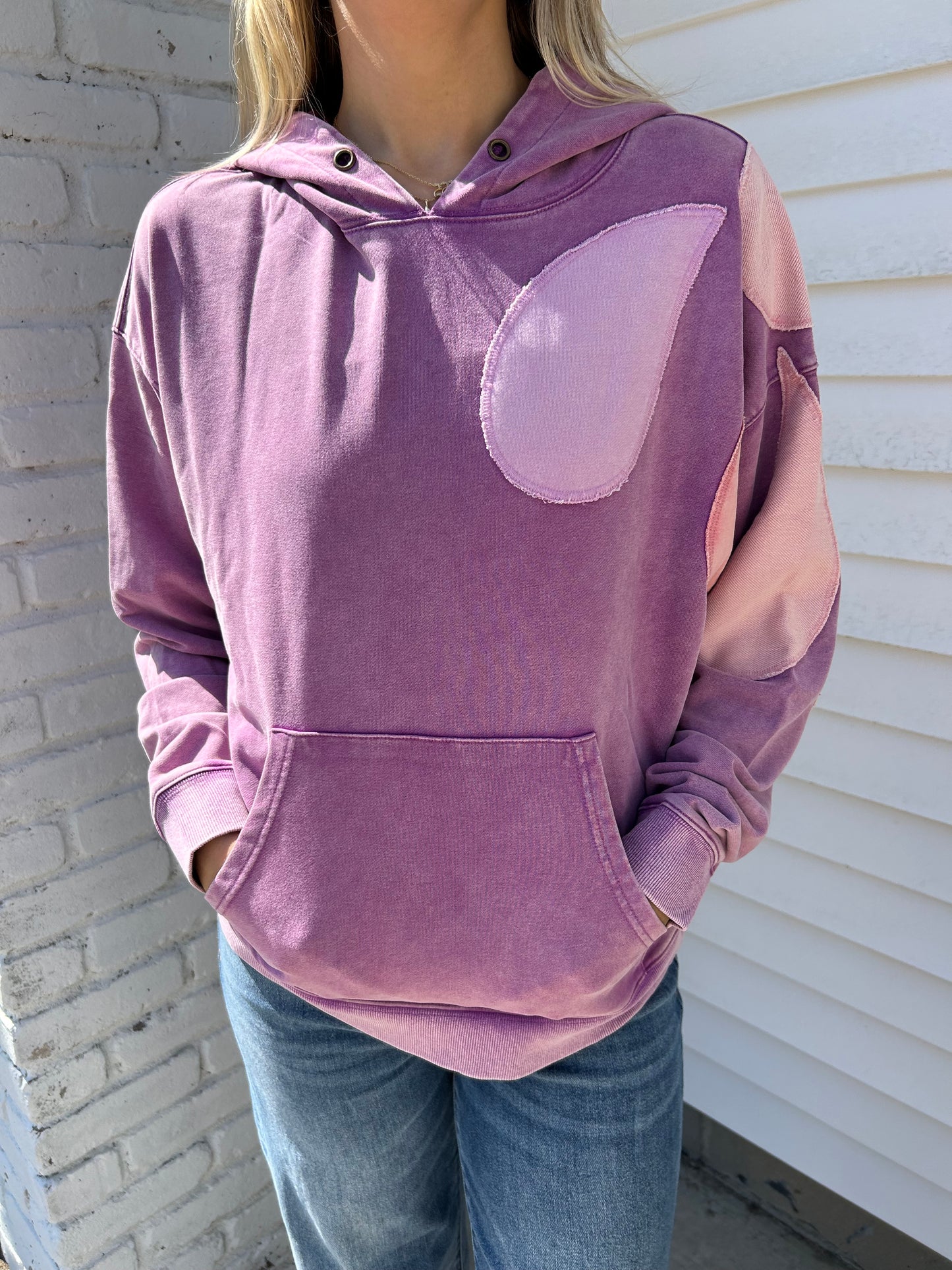 WASHED PATCHED HOODIE