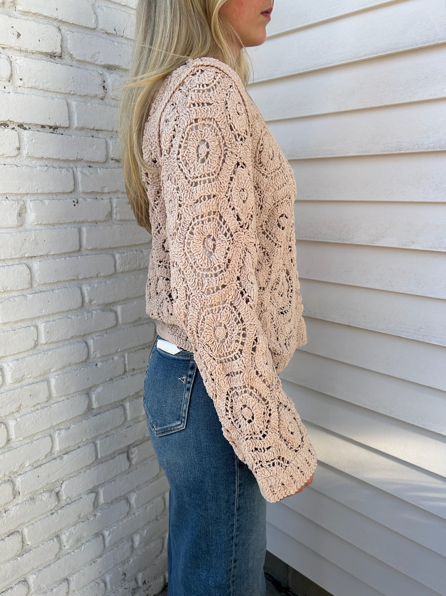 ROUND NECK KNIT CROCHET SWEATER