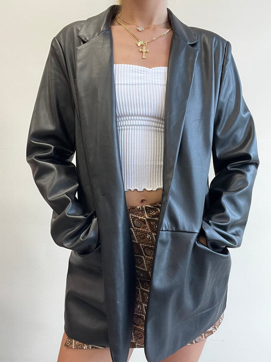 BLACK FAUX LEATHER BLAZER