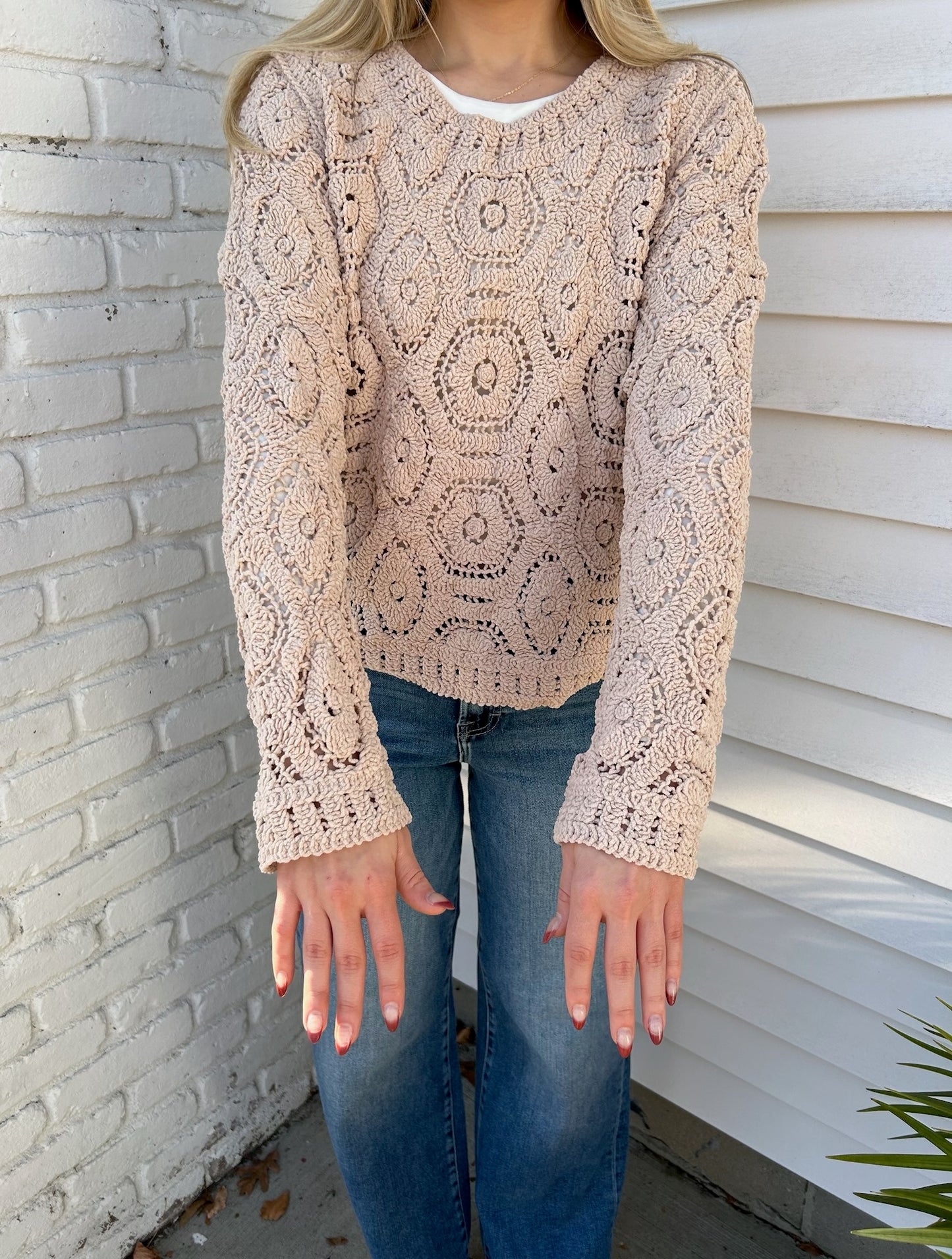 ROUND NECK KNIT CROCHET SWEATER