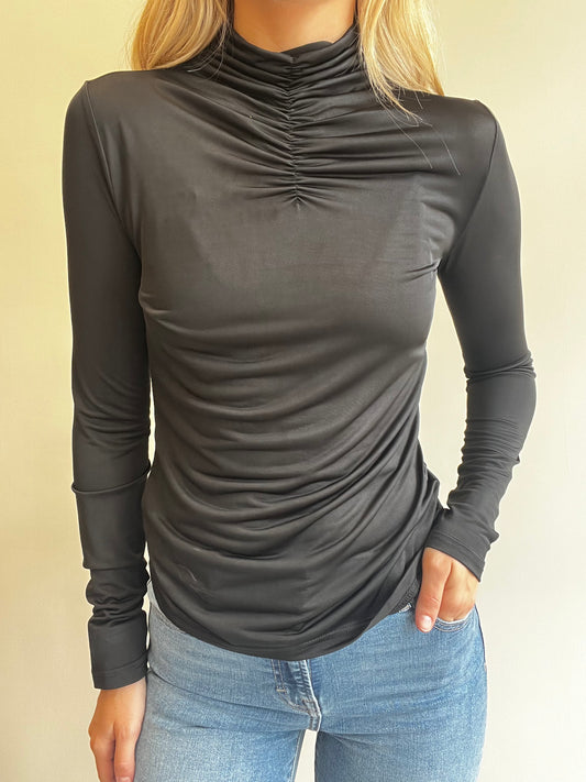 RUCHED KNIT TOP