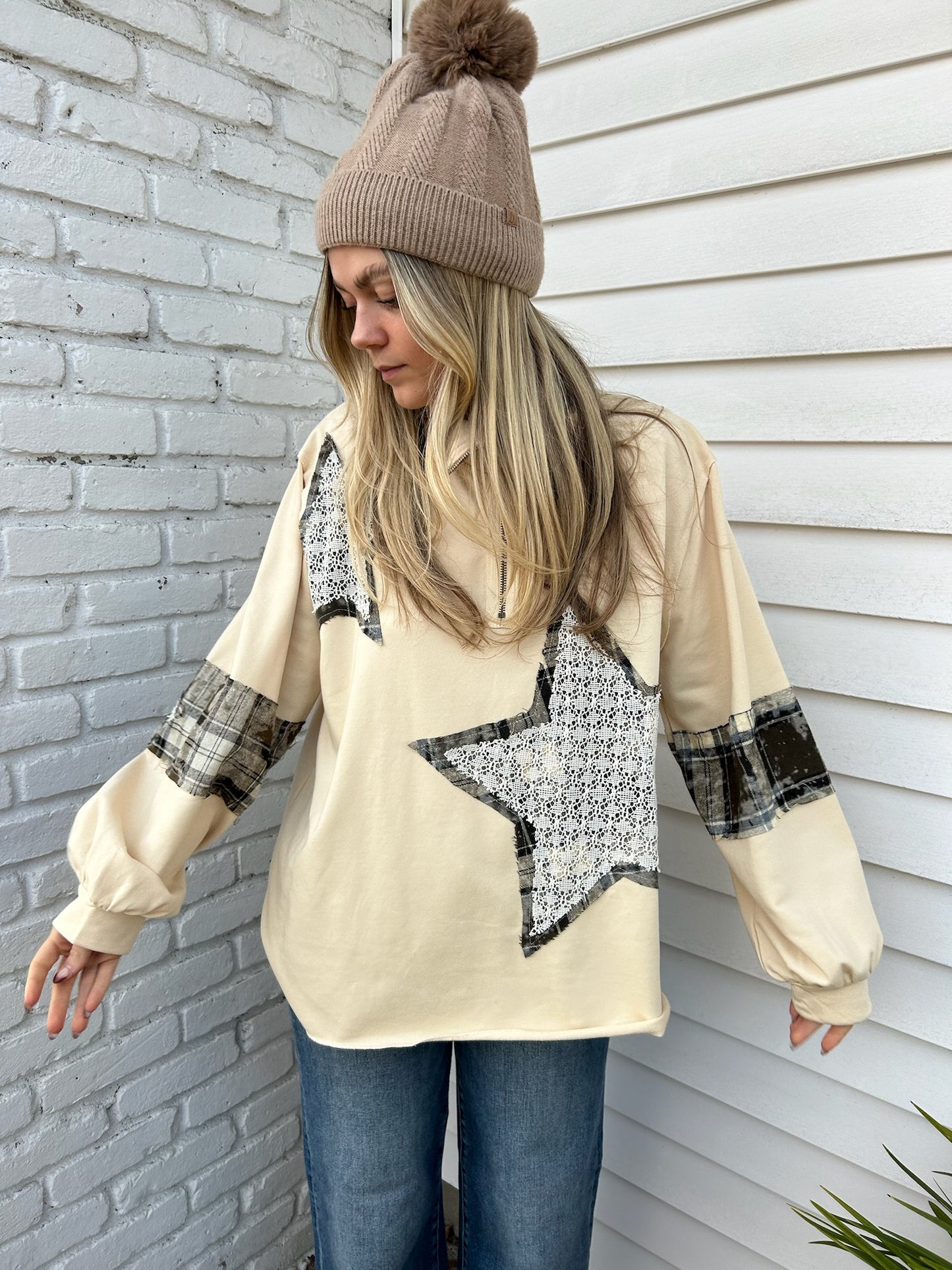 BALLOON SLEEVE STAR TOP