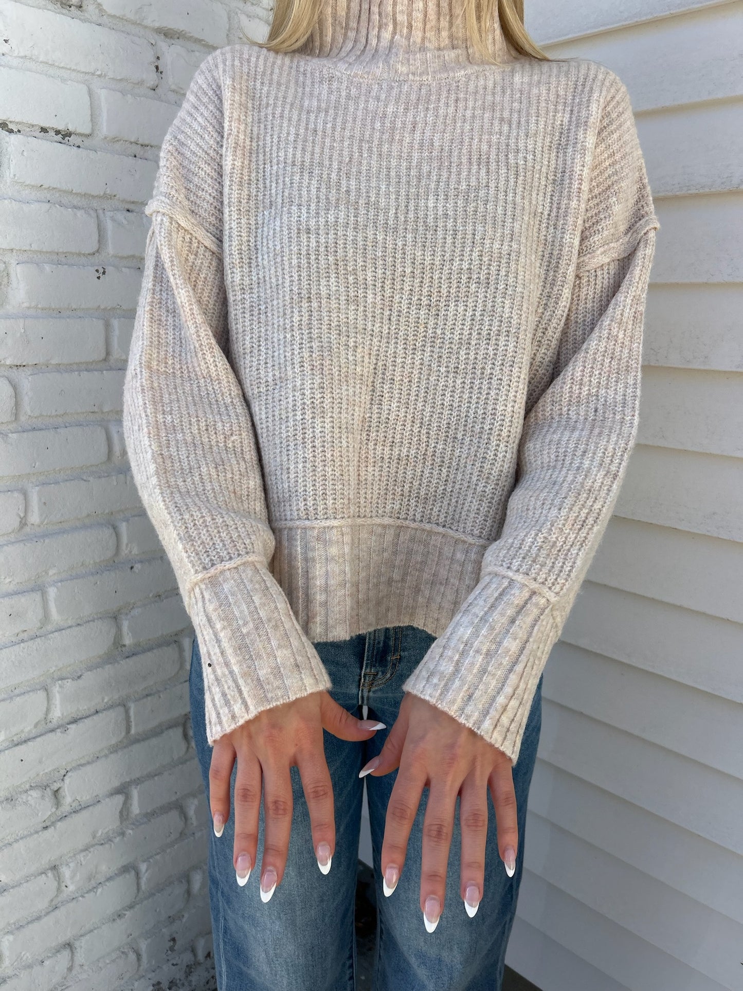 MOCK NECK PULLOVER SWEATER