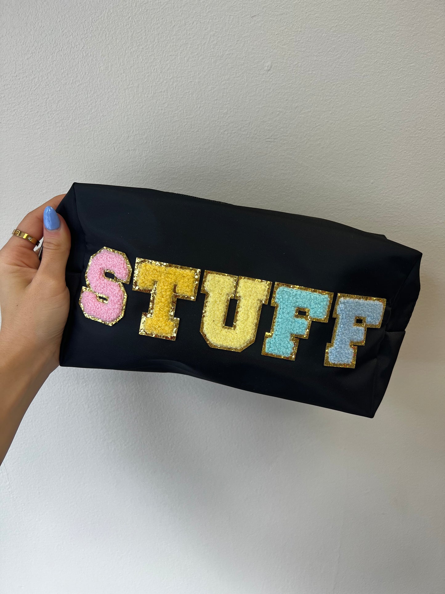 STUFF POUCH