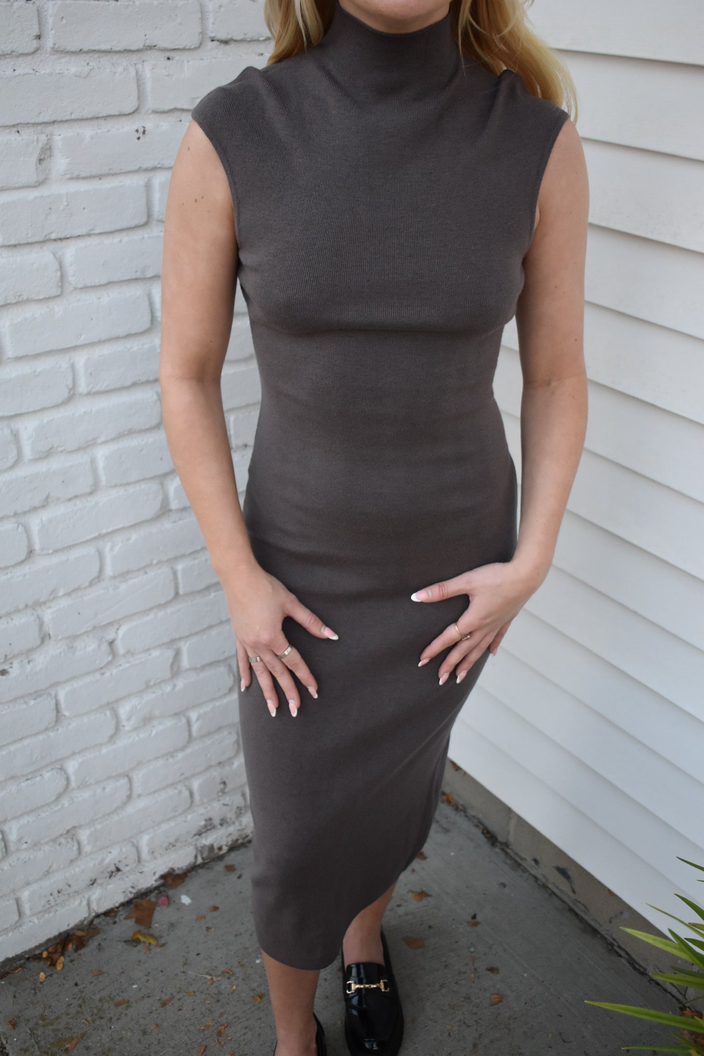 MOCK NECK SWEATER MIDI DRESS